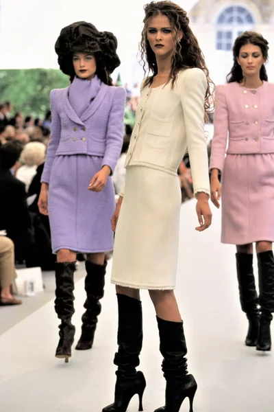 Look 1